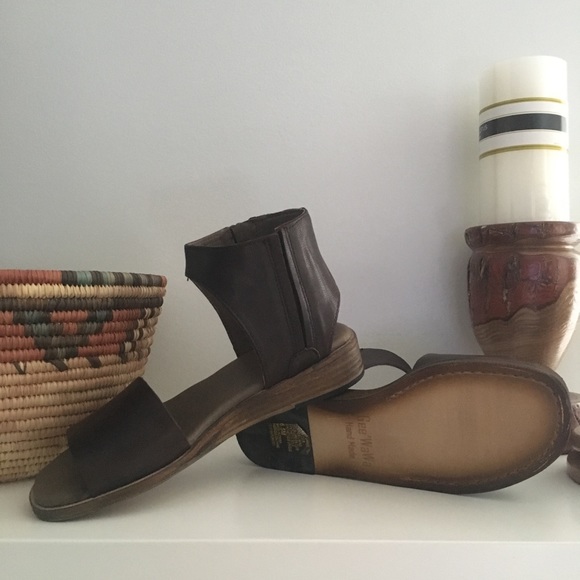 Anthropologie Gee Wawa Leather Gladiator Sandal - Picture 5 of 8